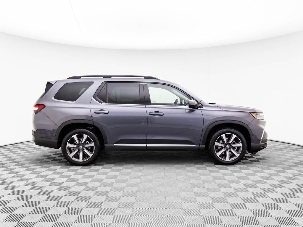 2025 Honda Pilot Elite photo 4