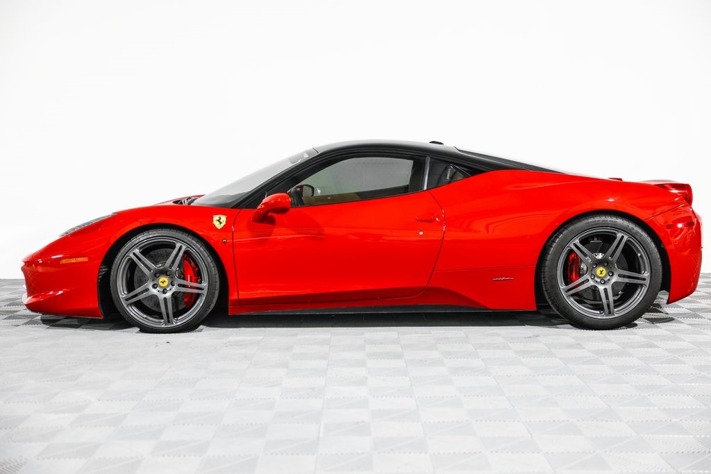 2010 Ferrari 458 Italia Base photo 11