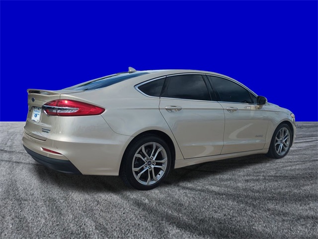 2019 Ford Fusion Hybrid Titanium photo 4
