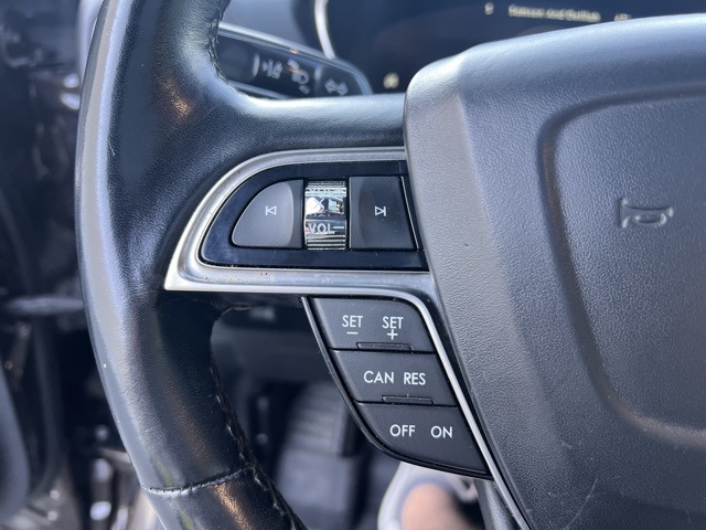 2019 Lincoln Nautilus Reserve photo 23