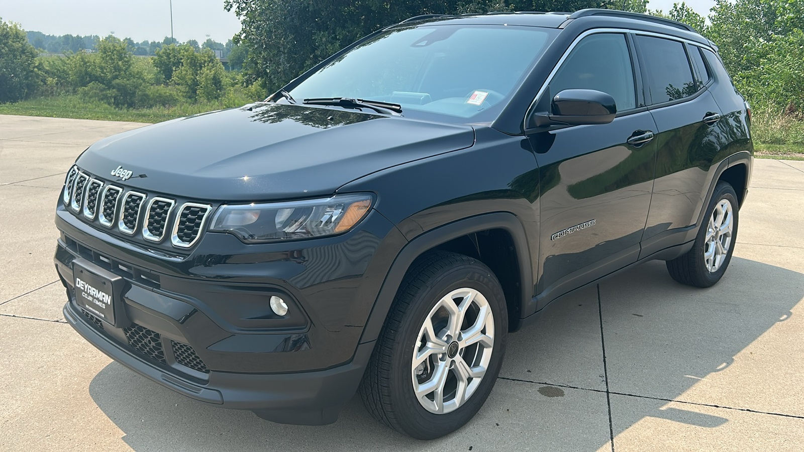 2025 Jeep Compass Latitude photo 7