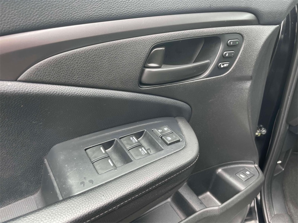 2022 Honda Passport EX-L photo 13