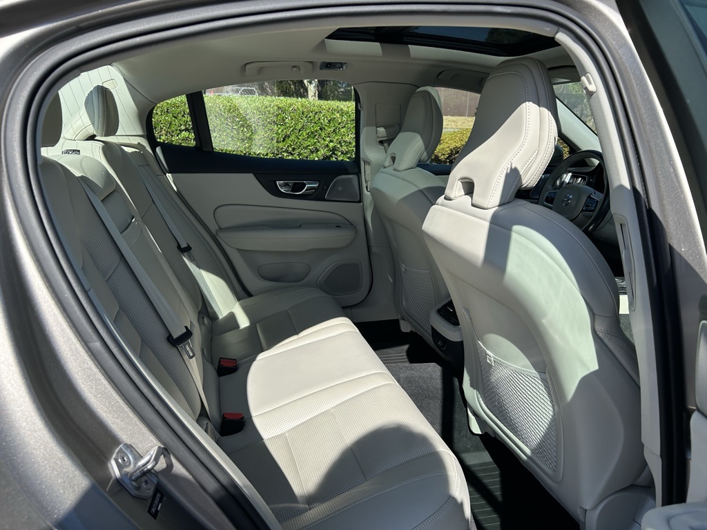 2019 Volvo S60 T6 Inscription AWD photo 26