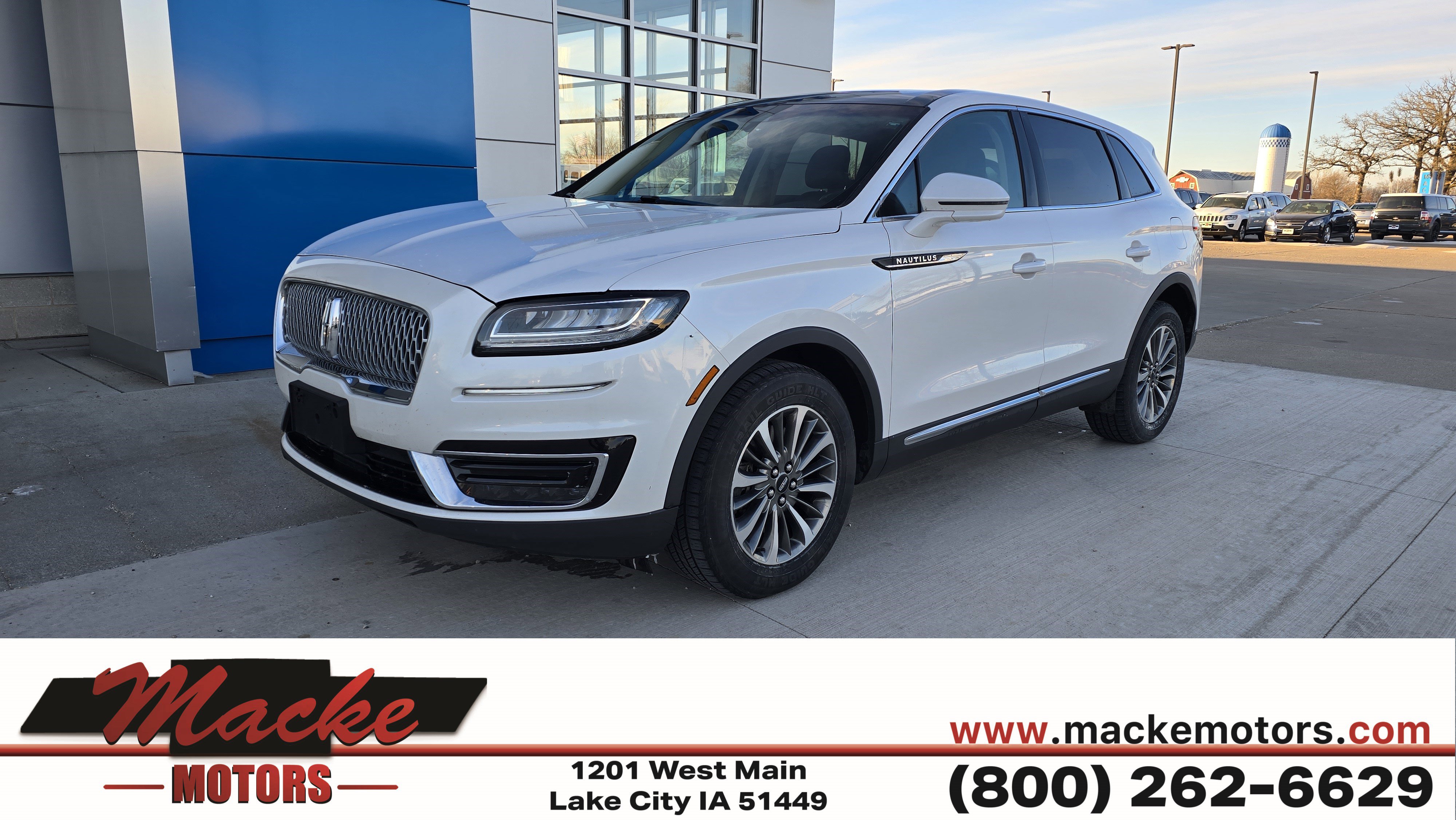 2019 Lincoln Nautilus Select