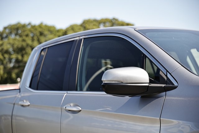 2023 Honda Ridgeline RTL photo 13