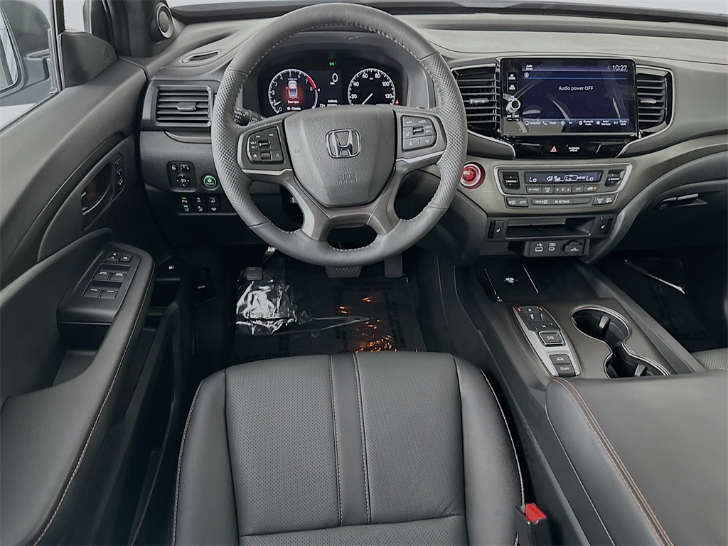 2025 Honda Ridgeline TrailSport photo 2