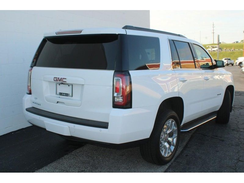 2019 Gmc Yukon 1500 SLE photo 2