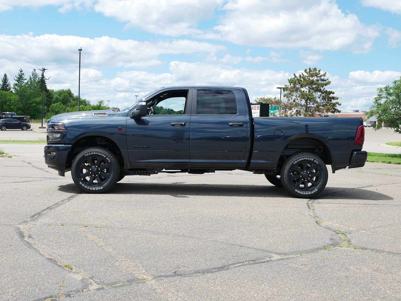 2025 Ram 2500 Big Horn photo 8