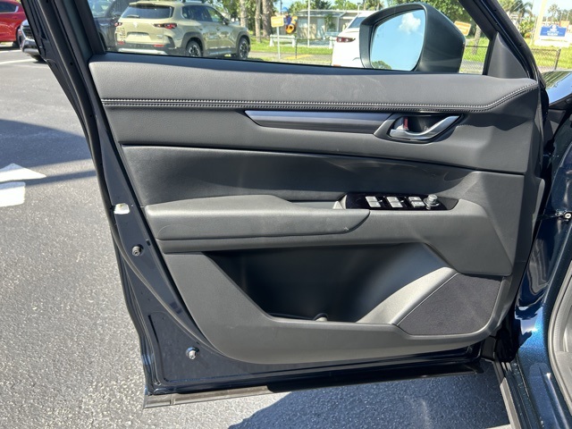 2025 Mazda CX-5 2.5 Select photo 6