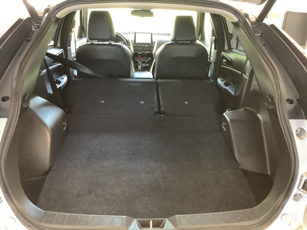 2024 Mitsubishi Eclipse Cross SEL photo 35