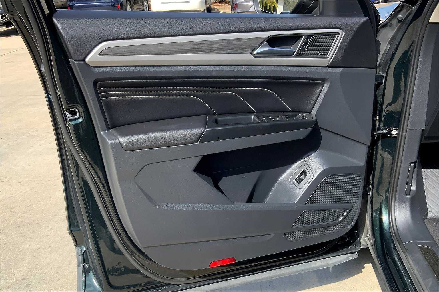2021 Volkswagen Atlas V6 SEL Premium photo 21