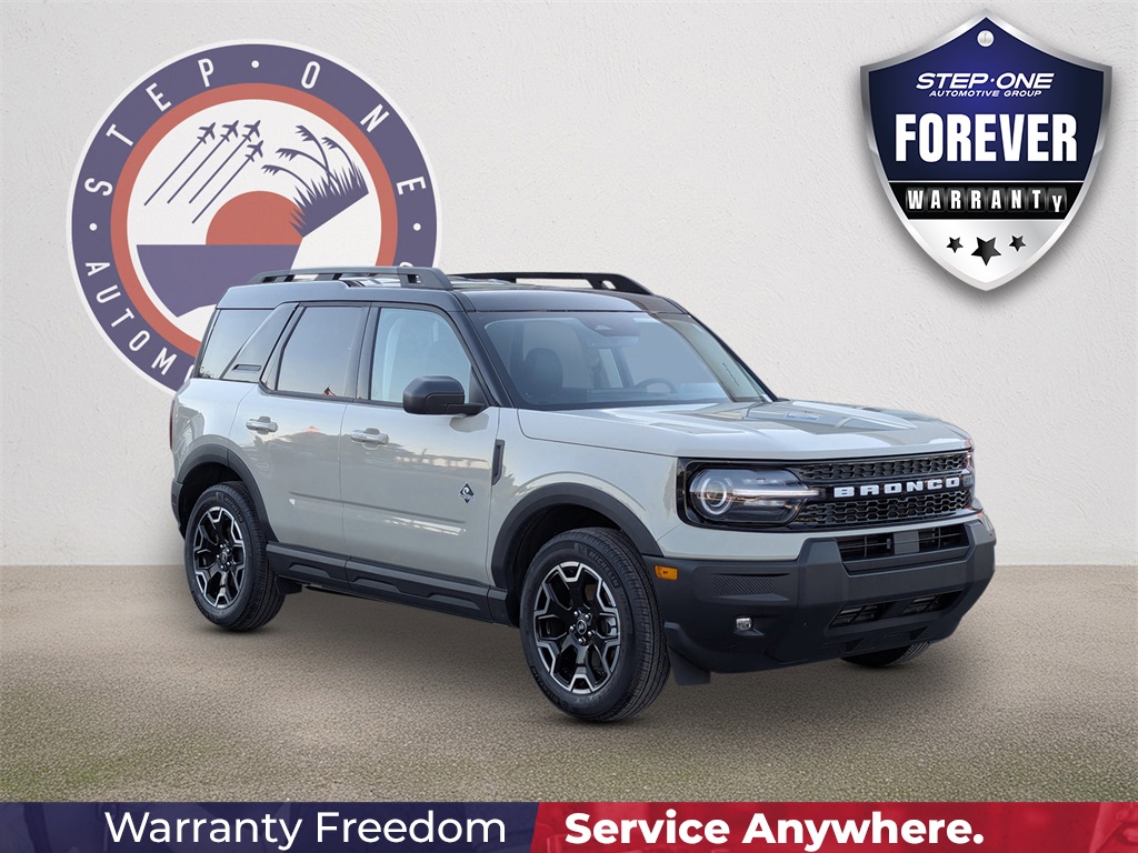 2025 Ford Bronco Sport Outer Banks's photo
