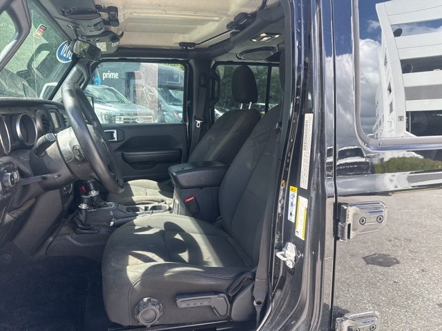 2020 Jeep Wrangler Unlimited Sport photo 3