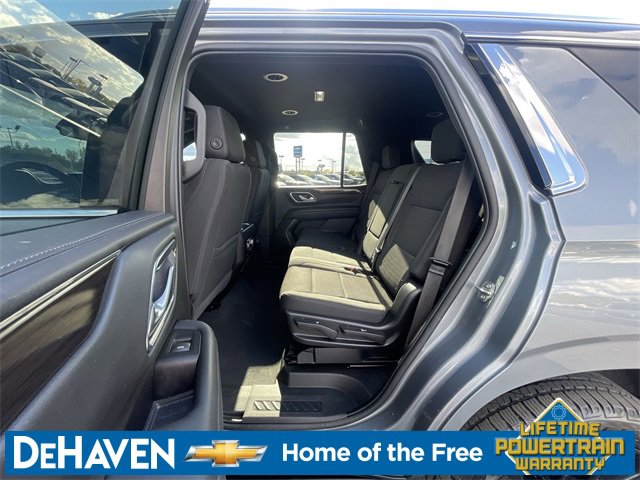 2022 Gmc Yukon SLE photo 3