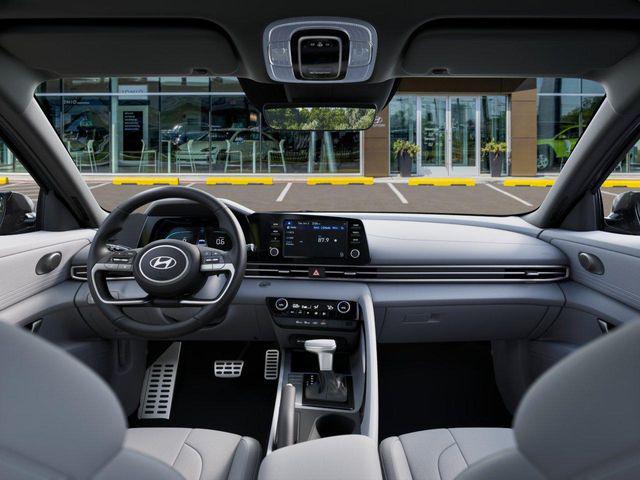 2025 Hyundai Elantra SEL Sport photo 11