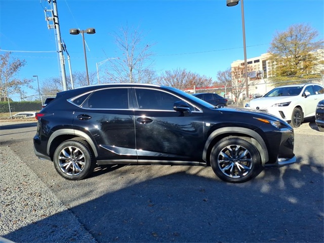 2016 Lexus NX 200t Luxury photo 2