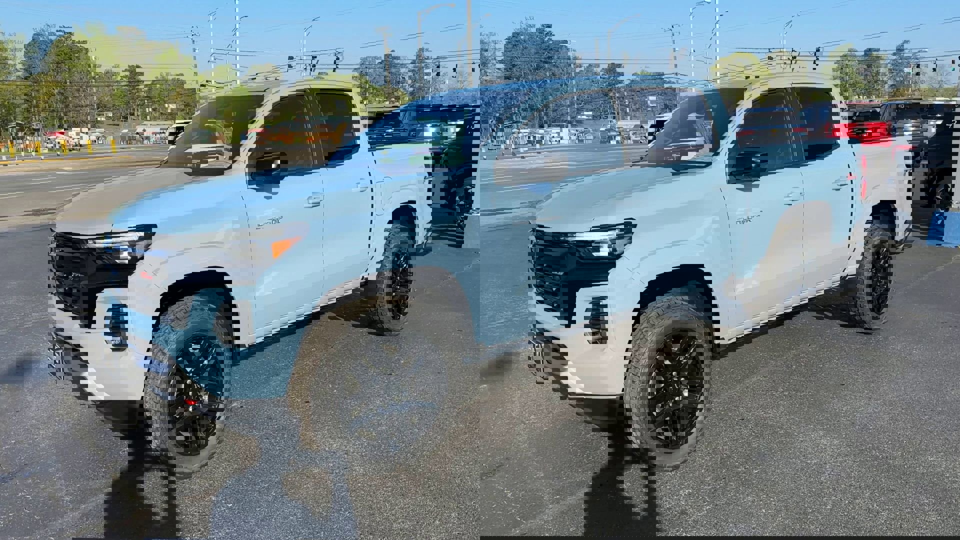 2025 Chevrolet Colorado Z71 photo 3
