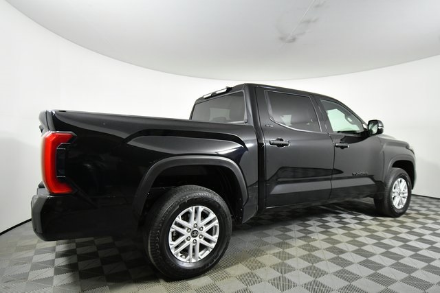 2024 Toyota Tundra SR5 photo 8
