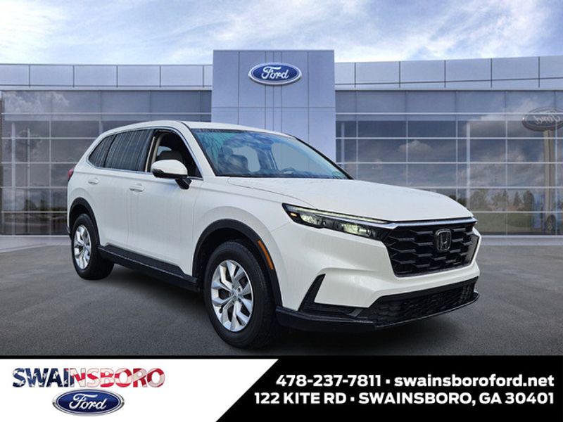 2025 Honda CR-V LX's photo