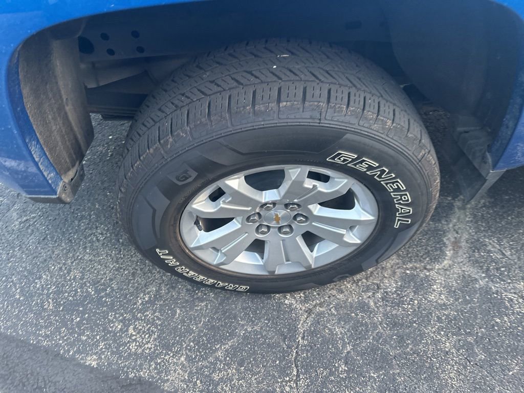 2022 Chevrolet Colorado LT photo 4