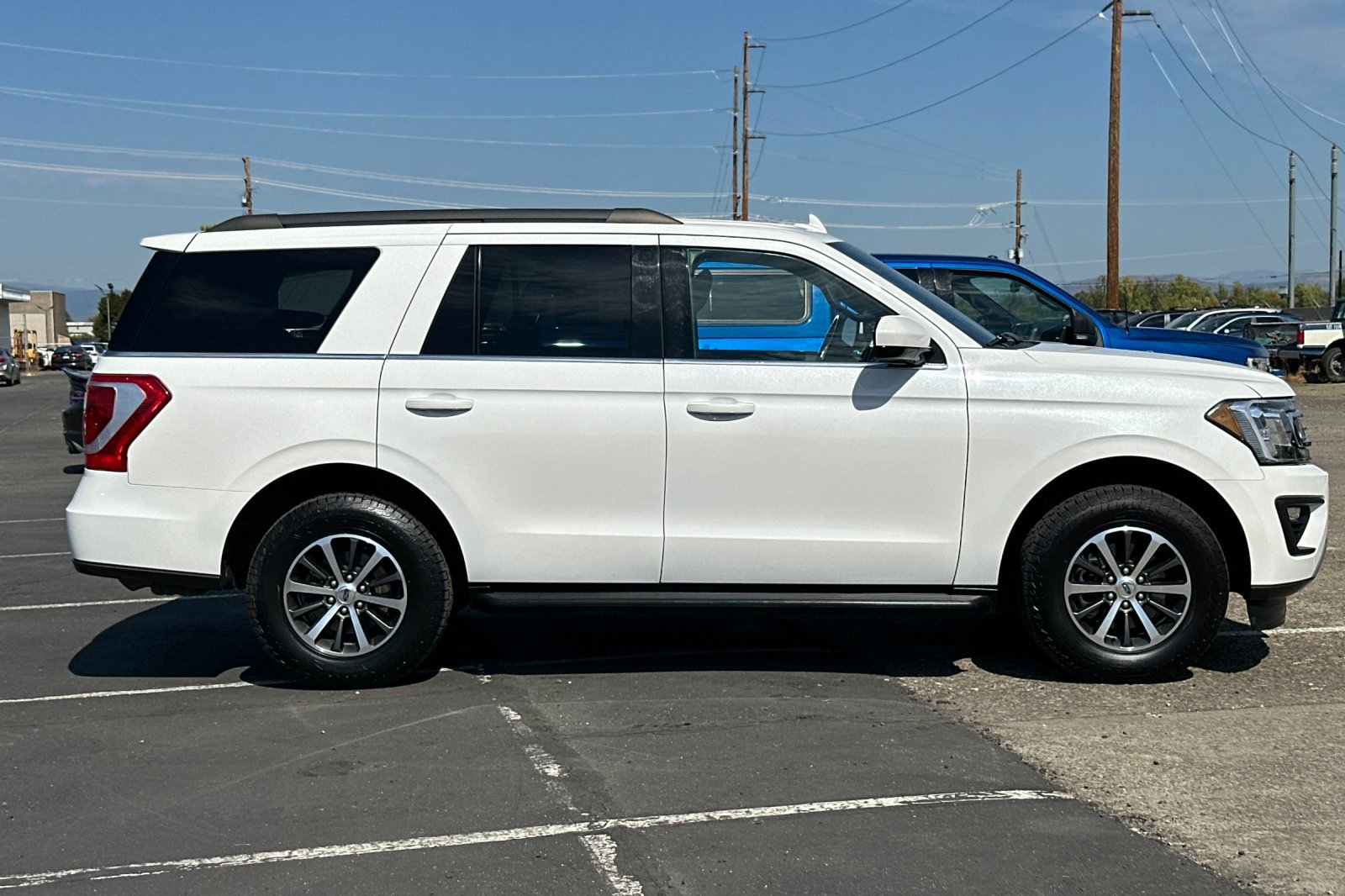 2021 Ford Expedition XLT photo 3