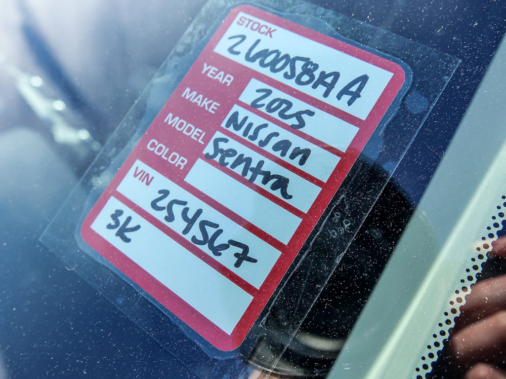 2025 NISSAN SENTRA - Image 28