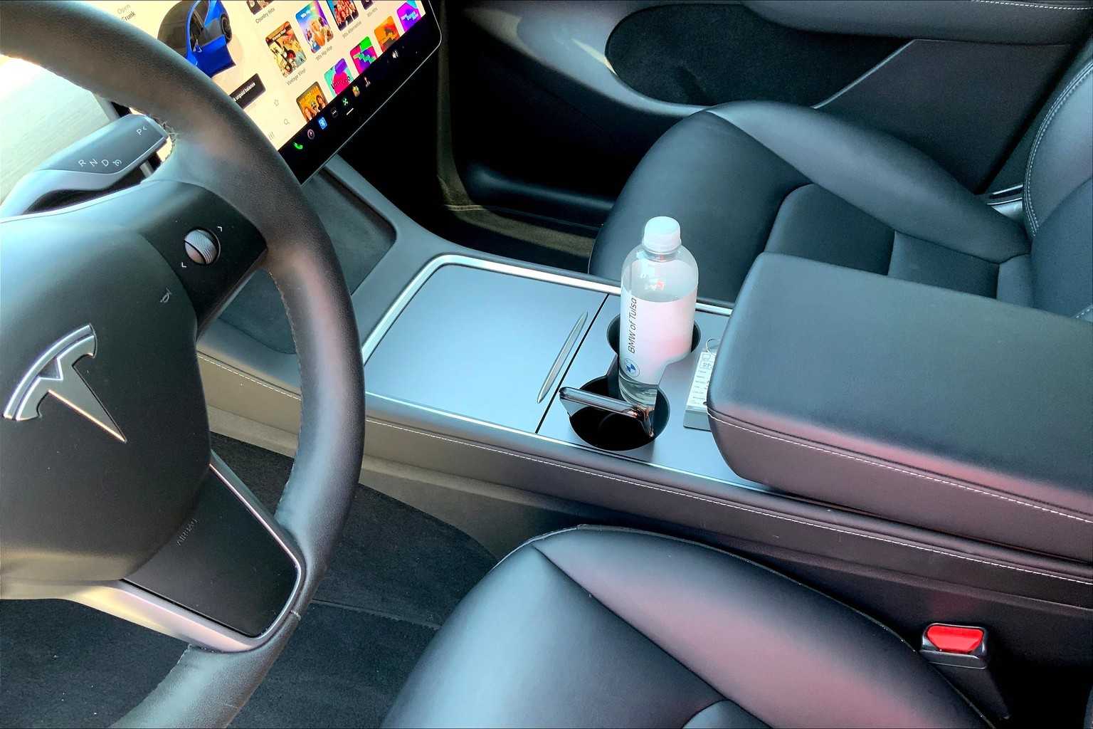 2024 Tesla Model Y Performance photo 15