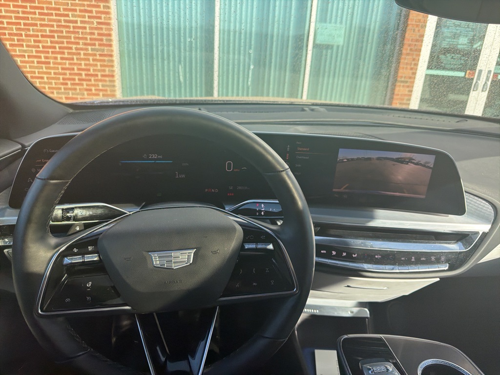 2024 CADILLAC LYRIQ - Image 12