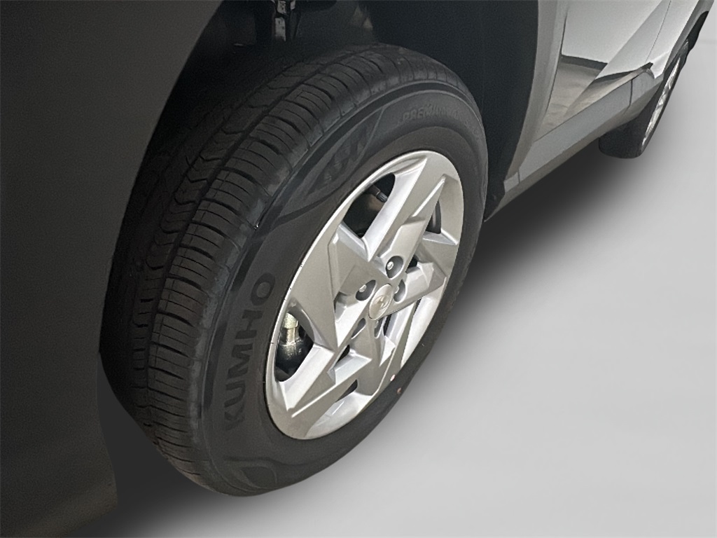 2026 Hyundai Kona SE photo 21