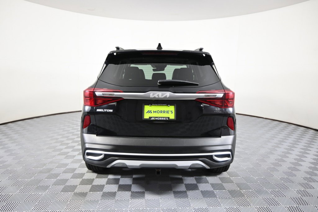 2022 Kia Seltos EX photo 5