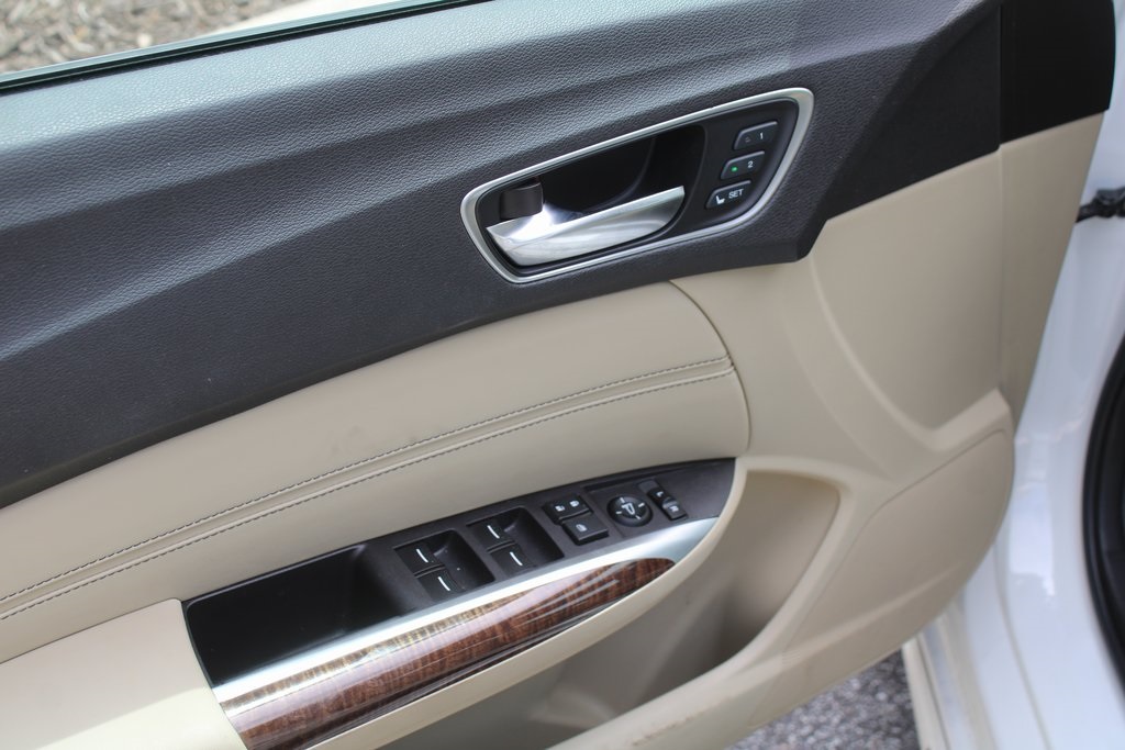 2018 Acura TLX 3.5L Technology photo 13