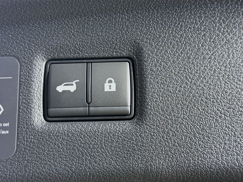 2025 Infiniti QX50 Luxe photo 30