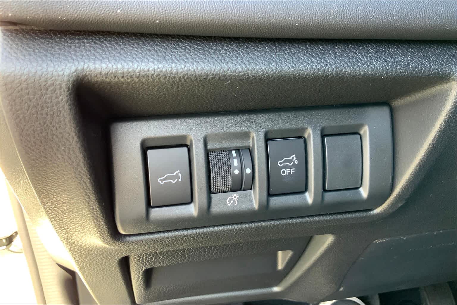 2025 Subaru Outback Touring XT photo 19
