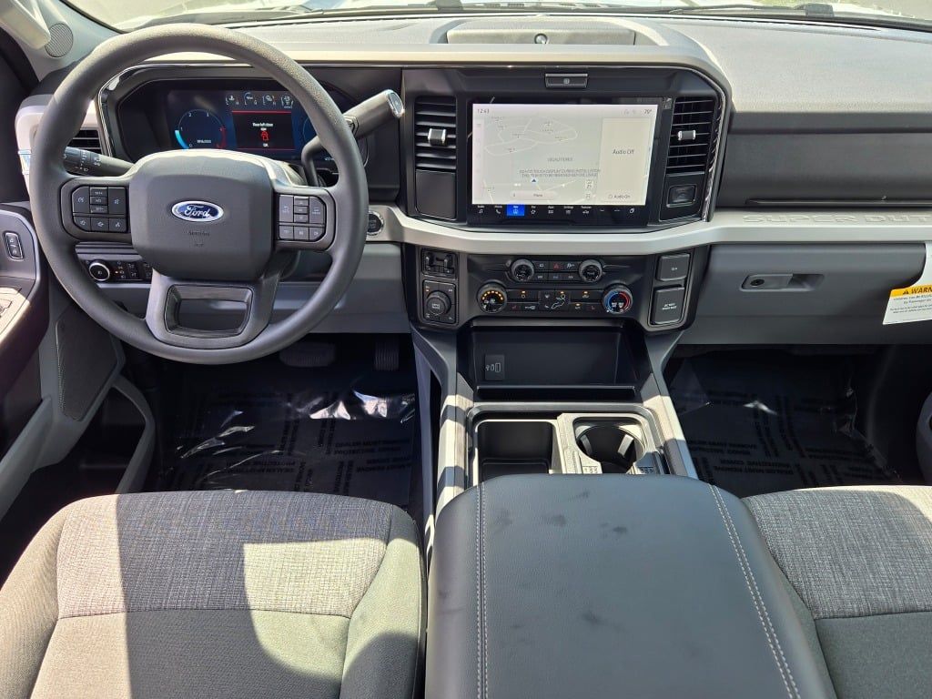 2026 Ford F-350 XLT photo 16