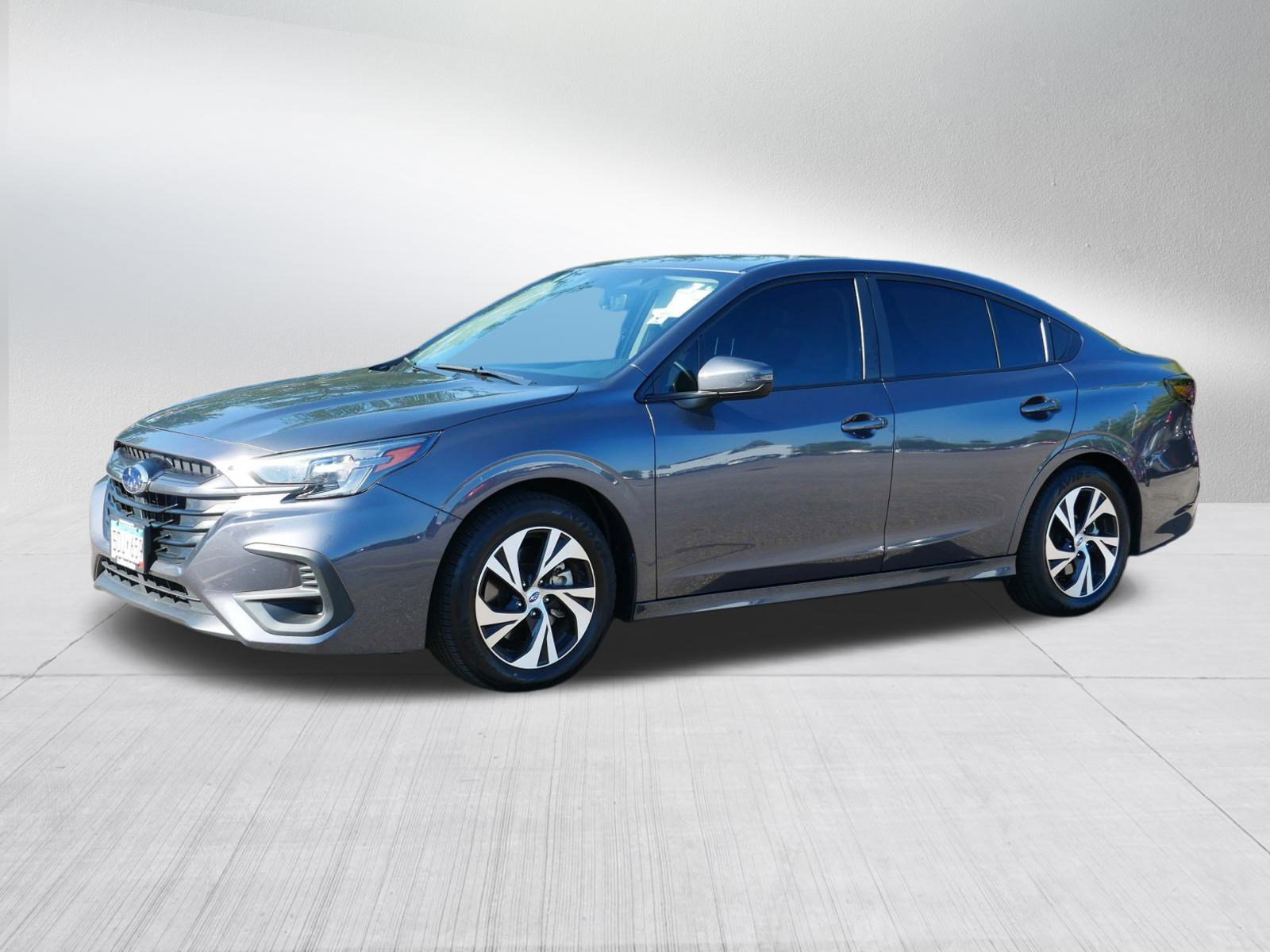2025 Subaru Legacy Premium photo 3