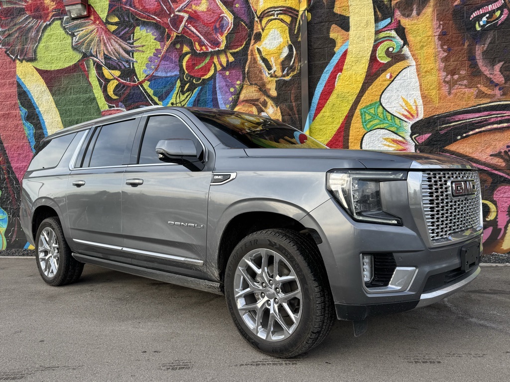 2021 GMC Yukon XL Denali's photo