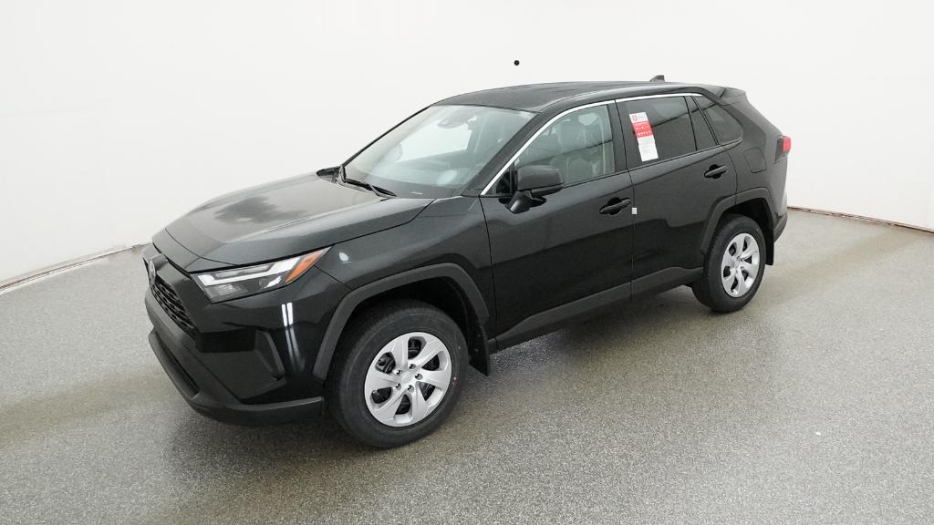 2025 Toyota RAV4 LE's photo