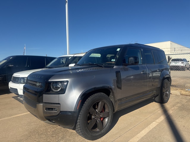 2021 Land Rover Defender X's photo