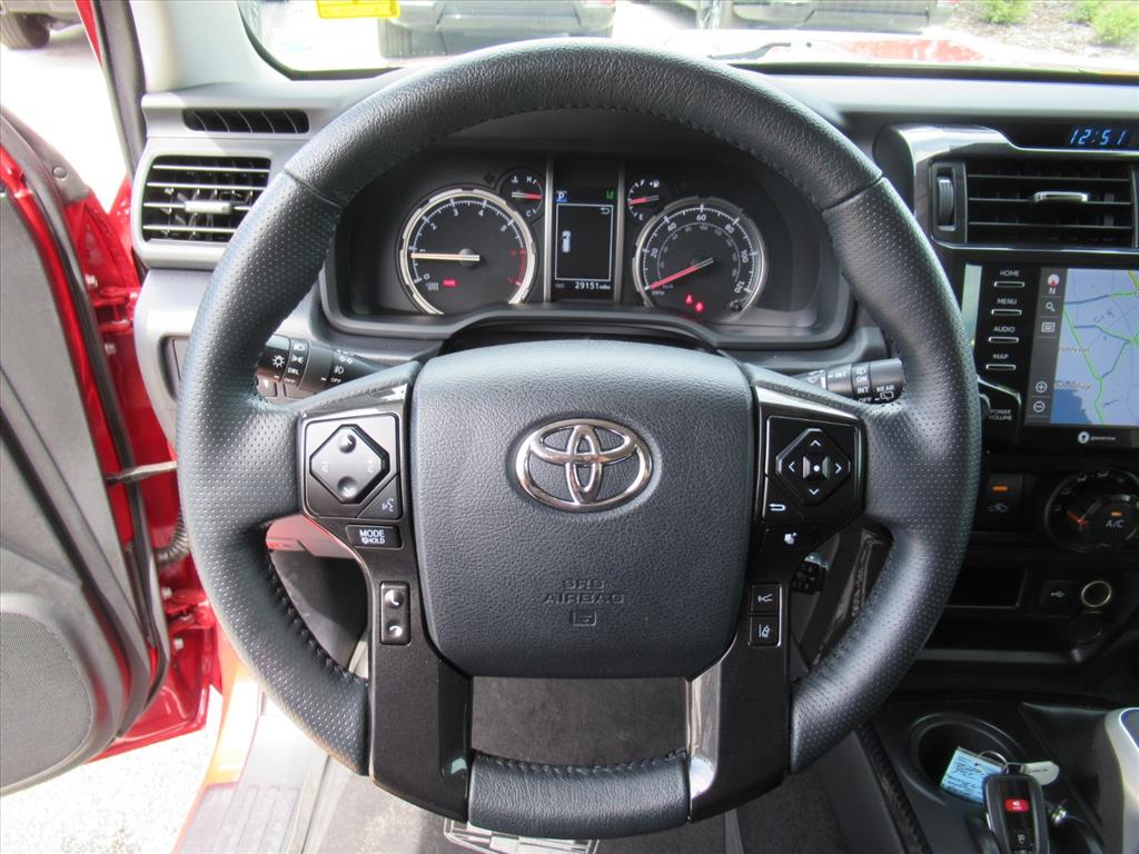 2023 Toyota 4Runner TRD Off-Road Premium photo 17