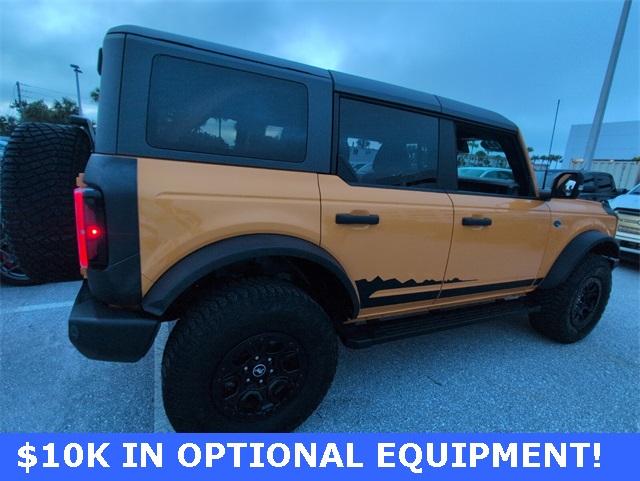 2022 Ford Bronco Wildtrak photo 2