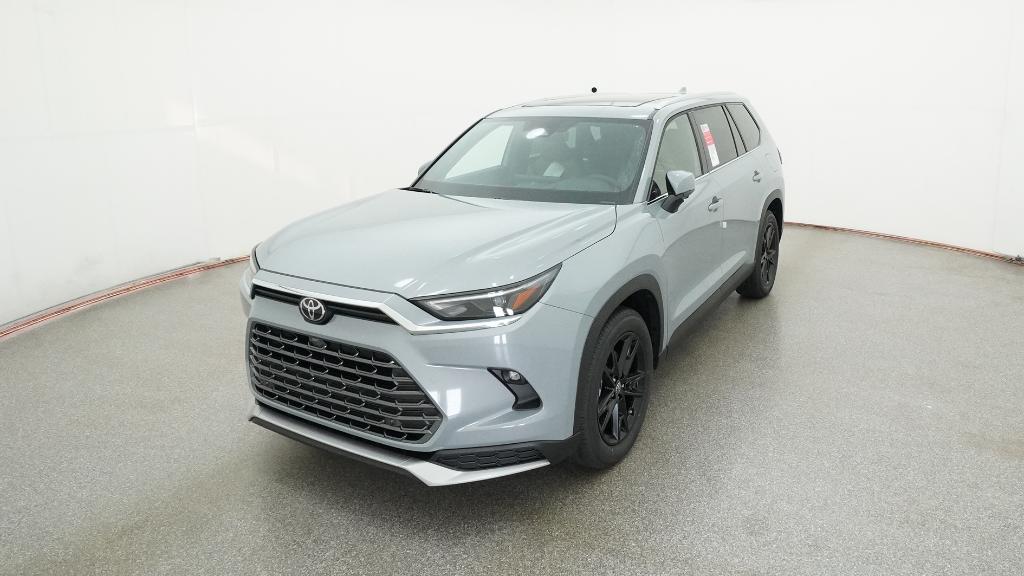 2026 Toyota Grand Highlander Hybrid MAX Platinum AWD photo 5