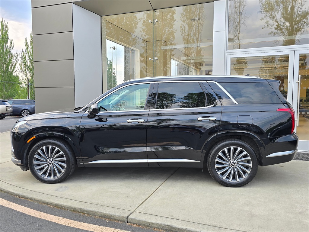 2024 Hyundai Palisade Calligraphy photo 3