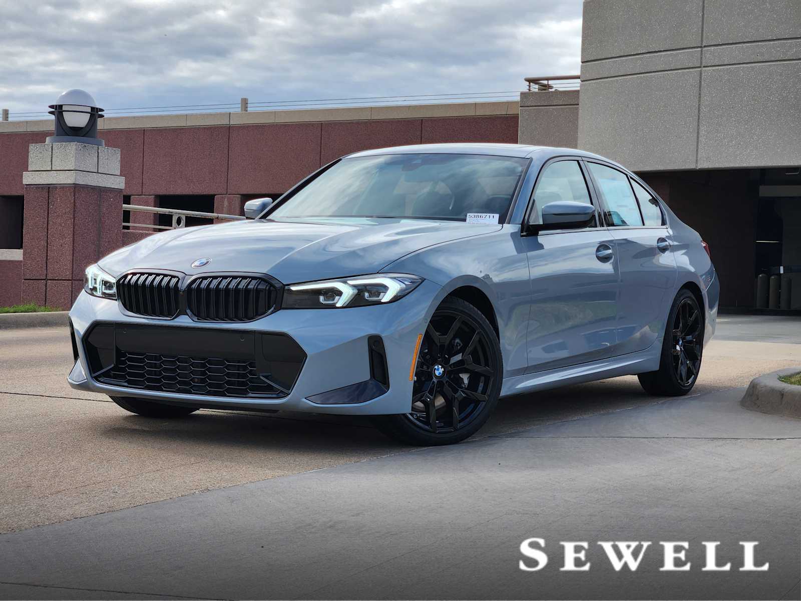 2026 BMW 3 Series 330i's photo