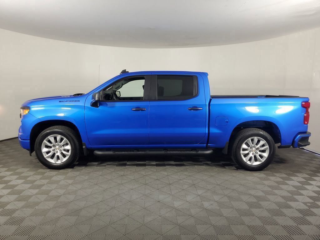 2025 Chevrolet Silverado 1500 Custom photo 7