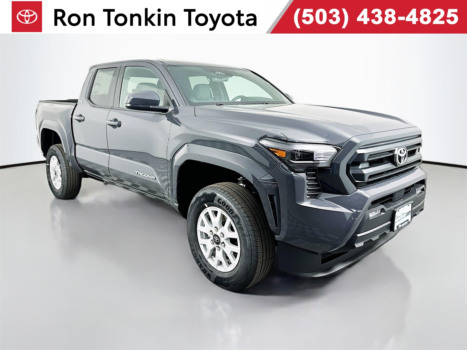 2025 Toyota Tacoma SR5's photo