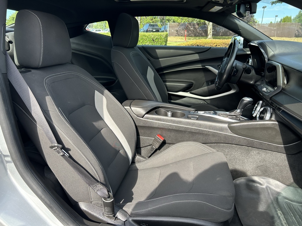 2018 Chevrolet Camaro SS photo 25