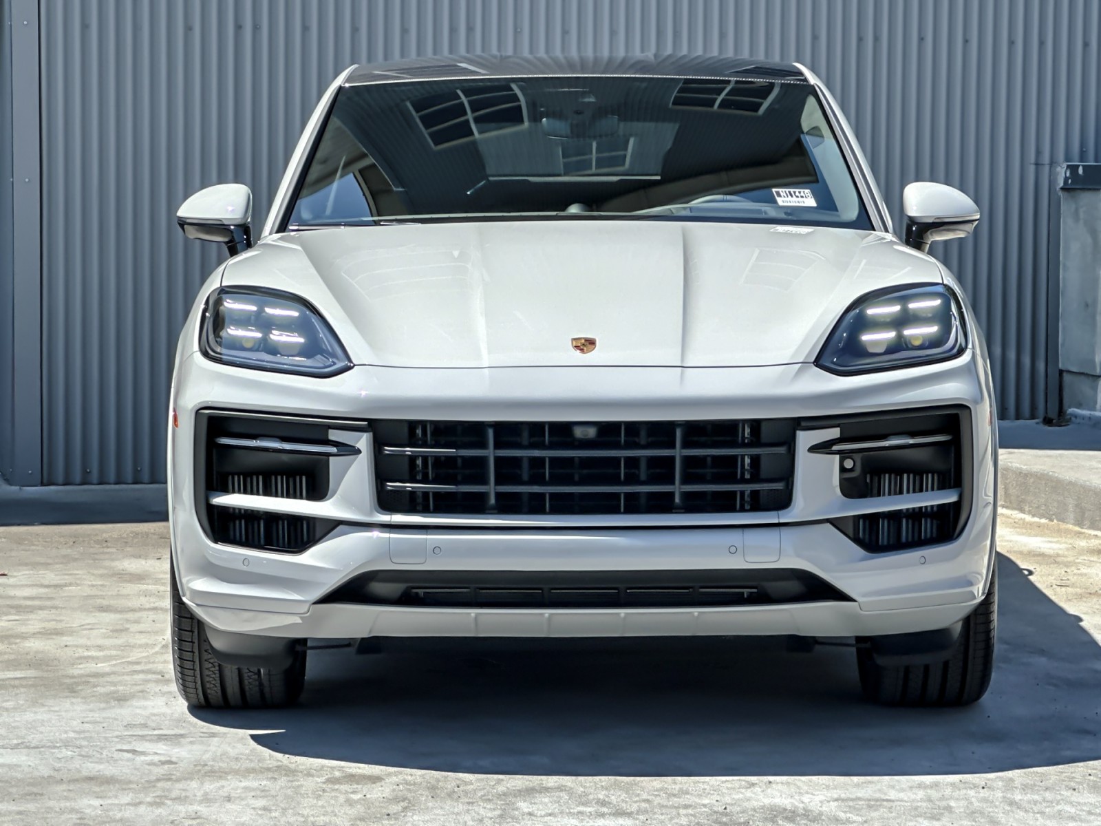 2025 Porsche Cayenne GTS Coupe photo 12