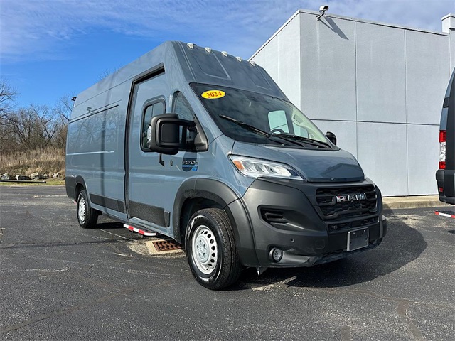2024 RAM ProMaster EV Delivery Van Base's photo