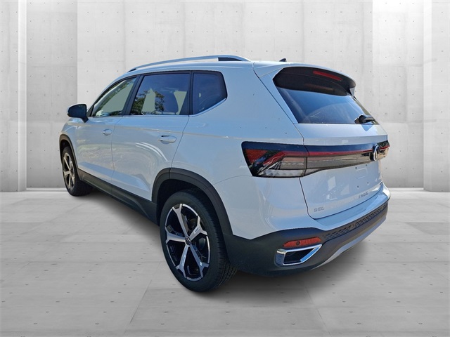 2025 Volkswagen Taos SEL photo 2