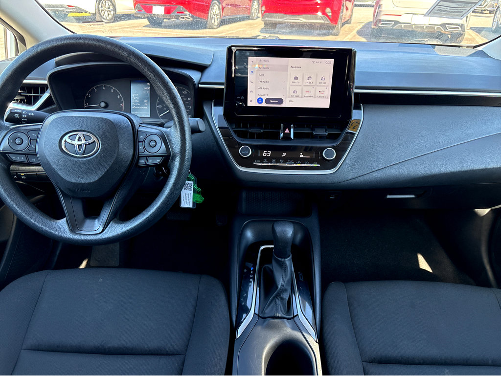 2023 Toyota Corolla LE photo 4